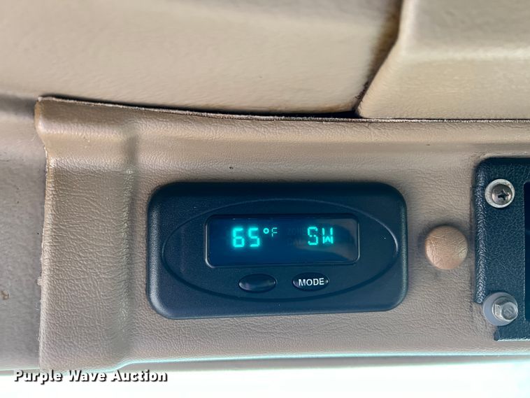 image for item ID9627 2009 International 9900i  semi truck