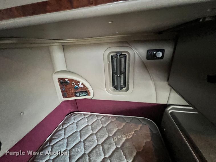 image for item ID9627 2009 International 9900i  semi truck