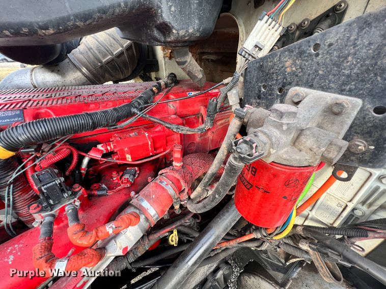 image for item ID9627 2009 International 9900i  semi truck