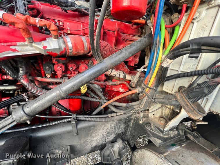 image for item ID9627 2009 International 9900i  semi truck