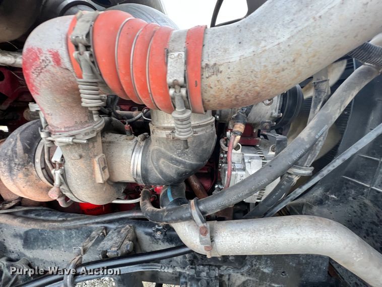 image for item ID9627 2009 International 9900i  semi truck