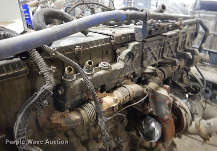 image for item IE9541 2010 Detroit Diesel DD15  engine