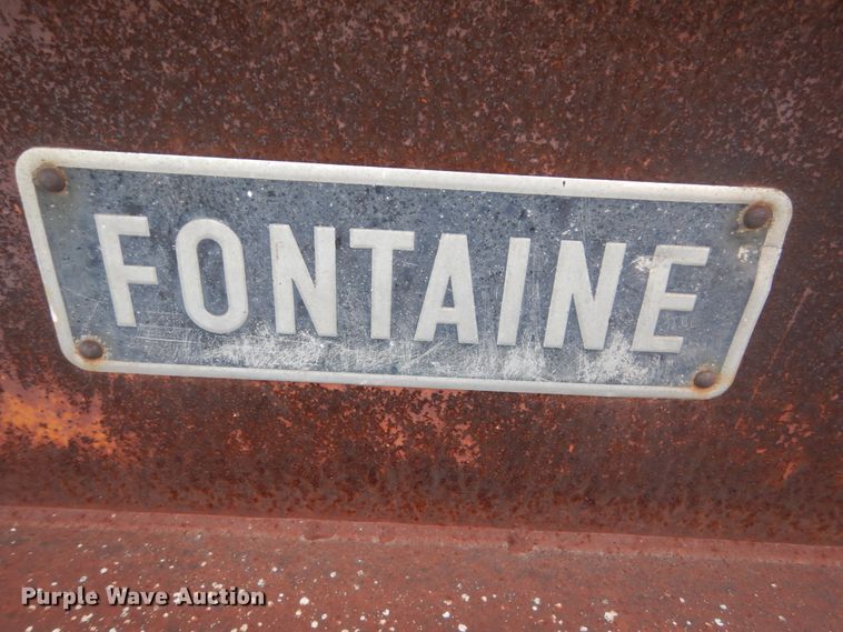 image for item IU9775 1974 Fontaine  drop deck equipment trailer