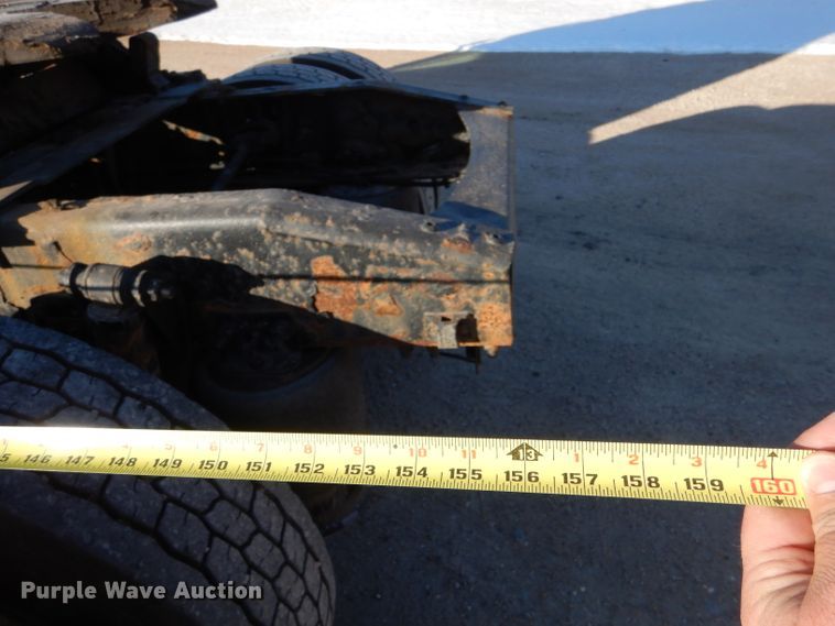 image for item IV9973 2010 Freightliner Cascadia 125  semi truck