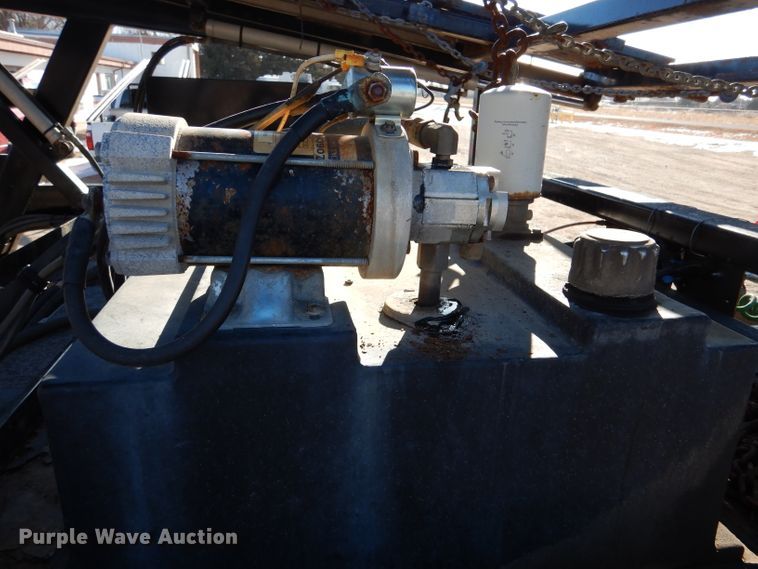 image for item IV9975 2013 Wally-Mo H-7CC  car carrier