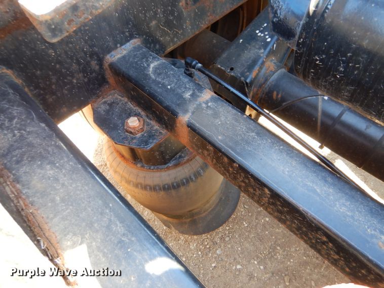 image for item IV9975 2013 Wally-Mo H-7CC  car carrier