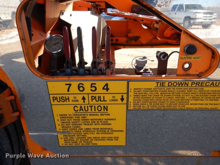 image for item IV9976 2016 Cottrell  car carrier