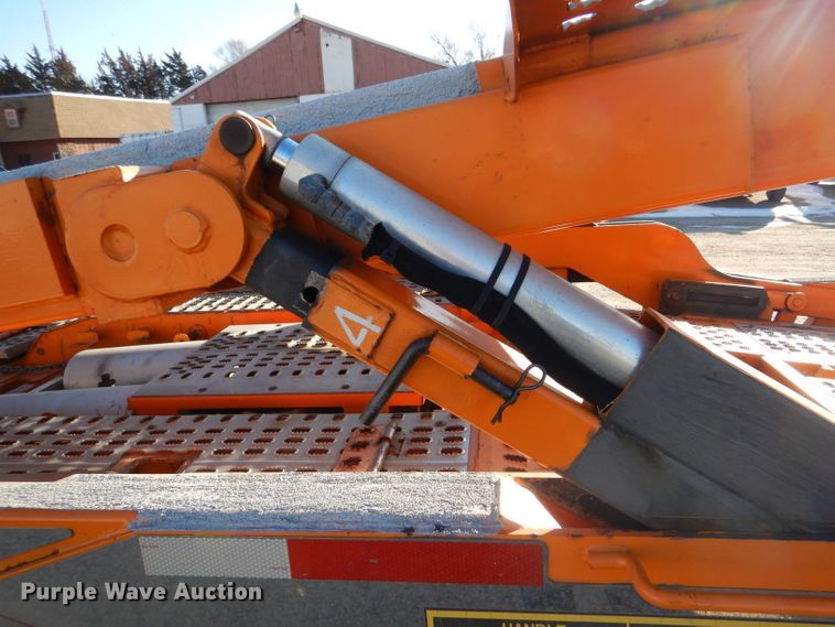 image for item IV9976 2016 Cottrell  car carrier