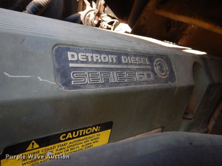 image for item JD9466 2005 Freightliner ST120  semi truck