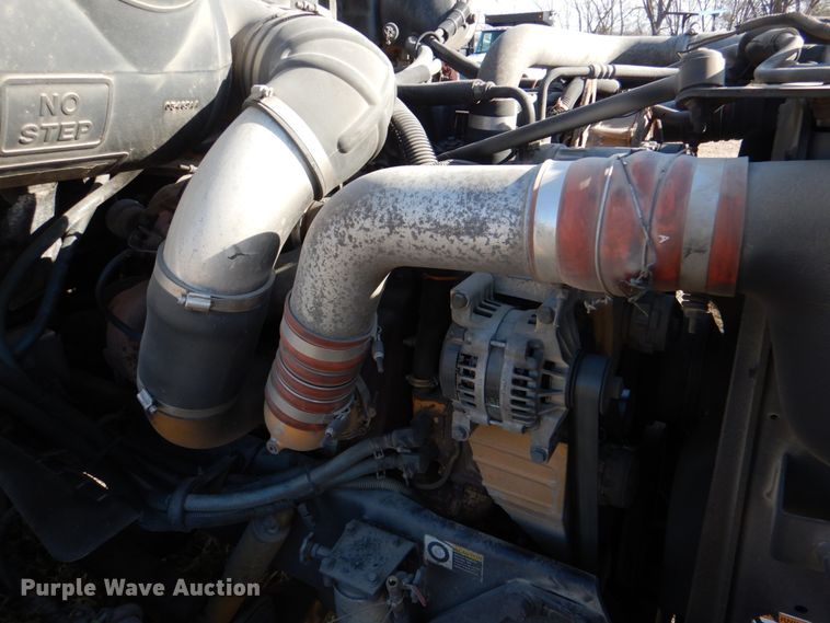 image for item JD9467 2007 Peterbilt 387  semi truck