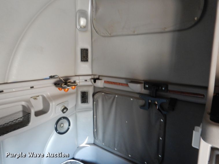 image for item JD9467 2007 Peterbilt 387  semi truck