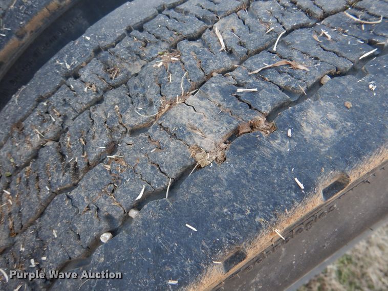 image for item JD9467 2007 Peterbilt 387  semi truck