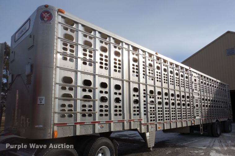 image for item JH9904 2007 Wilson PSADL-400P  livestock trailer