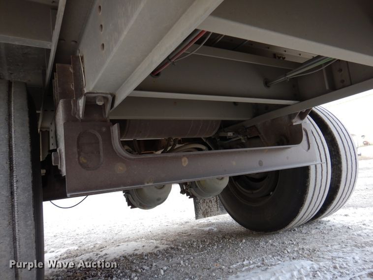 image for item JH9904 2007 Wilson PSADL-400P  livestock trailer