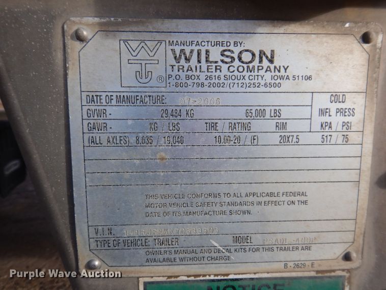 image for item JH9904 2007 Wilson PSADL-400P  livestock trailer