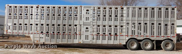 image for item JH9907 2007 Wilson PSDCL-402  livestsock trailer