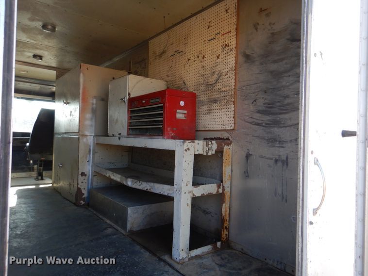 image for item DH8116 2002 Workhorse  delivery truck