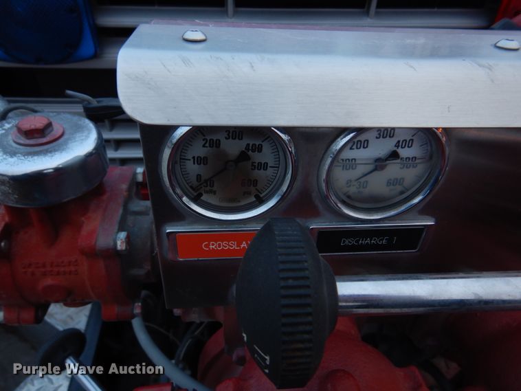 image for item DH8148 1995 Ford F800  pumper fire truck