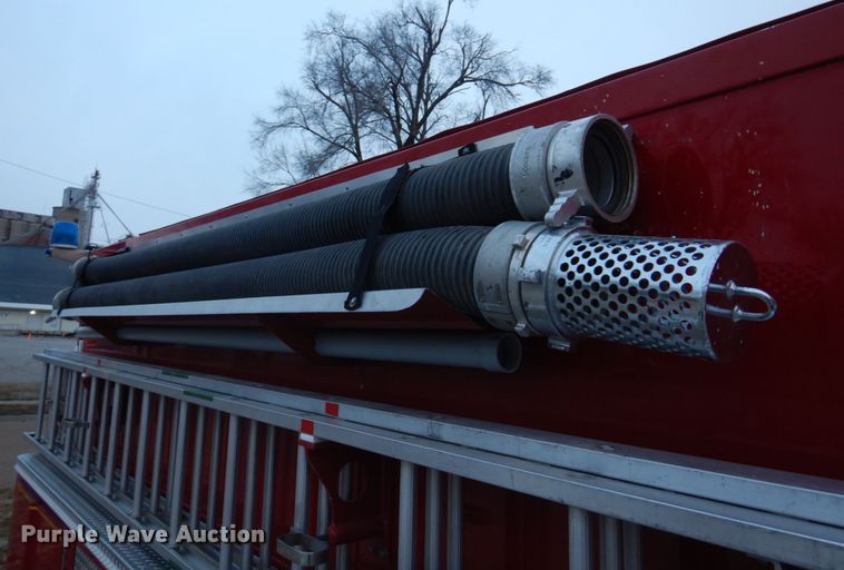 image for item DH8148 1995 Ford F800  pumper fire truck