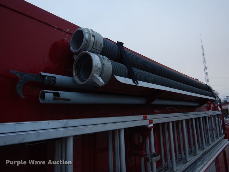 image for item DH8148 1995 Ford F800  pumper fire truck