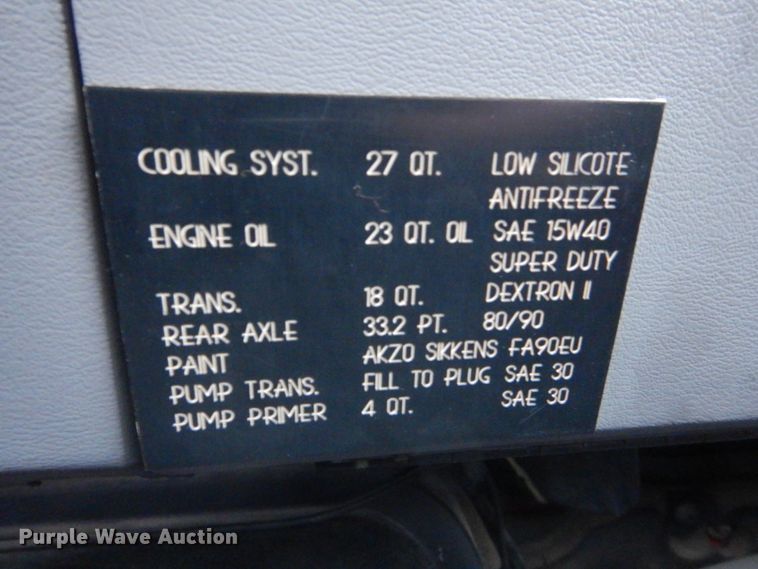 image for item DH8148 1995 Ford F800  pumper fire truck