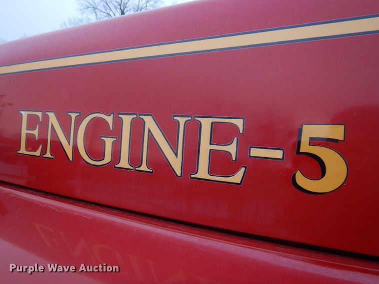 image for item DH8148 1995 Ford F800  pumper fire truck