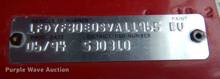 image for item DH8148 1995 Ford F800  pumper fire truck