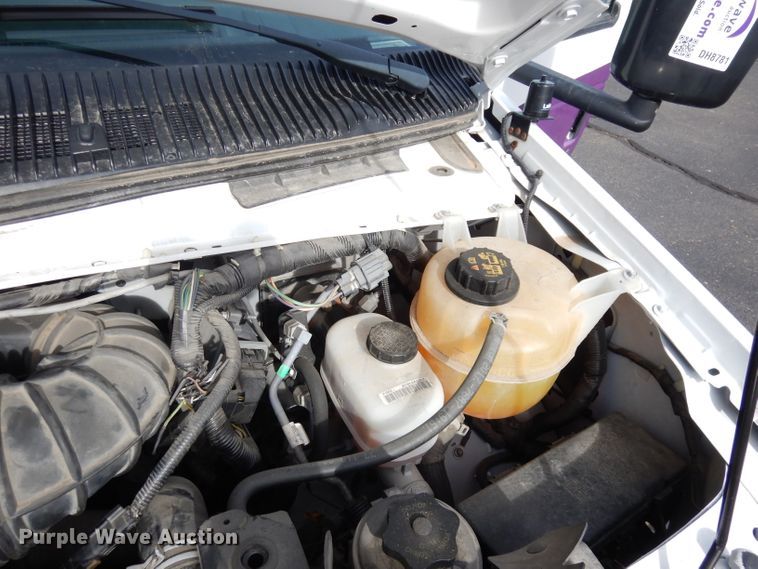 image for item DH8781 2017 Ford E450 Super Duty  shuttle bus