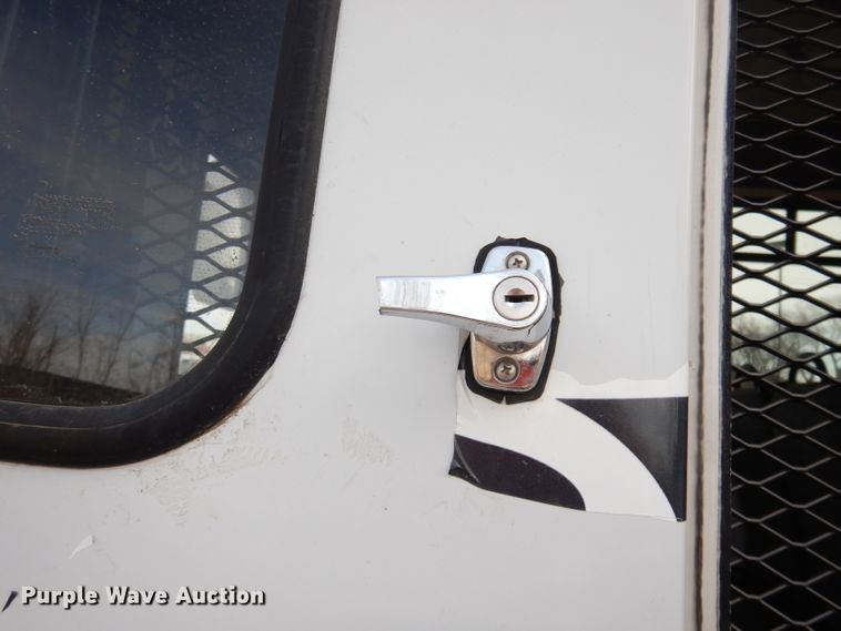 image for item DH8781 2017 Ford E450 Super Duty  shuttle bus