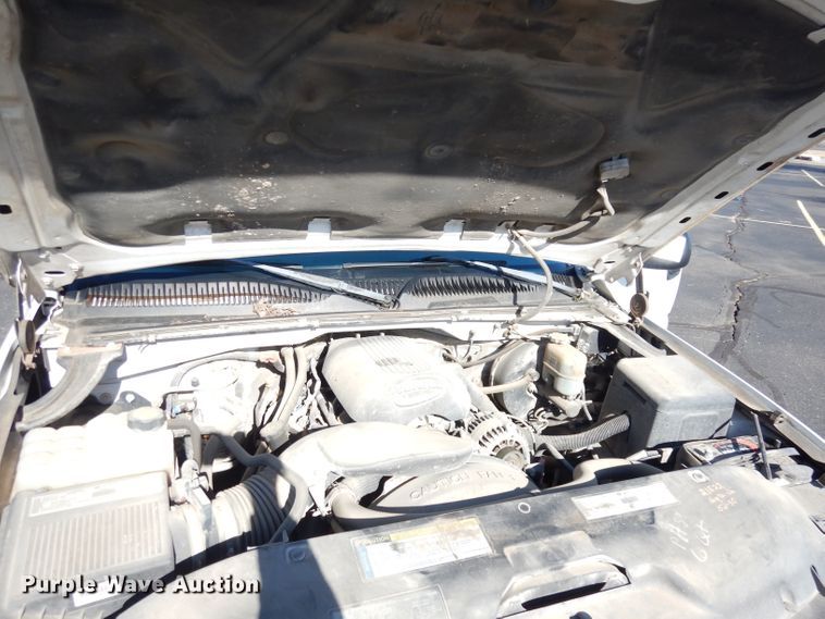 image for item DH8782 2001 Chevrolet Silverado 1500  pickup truck