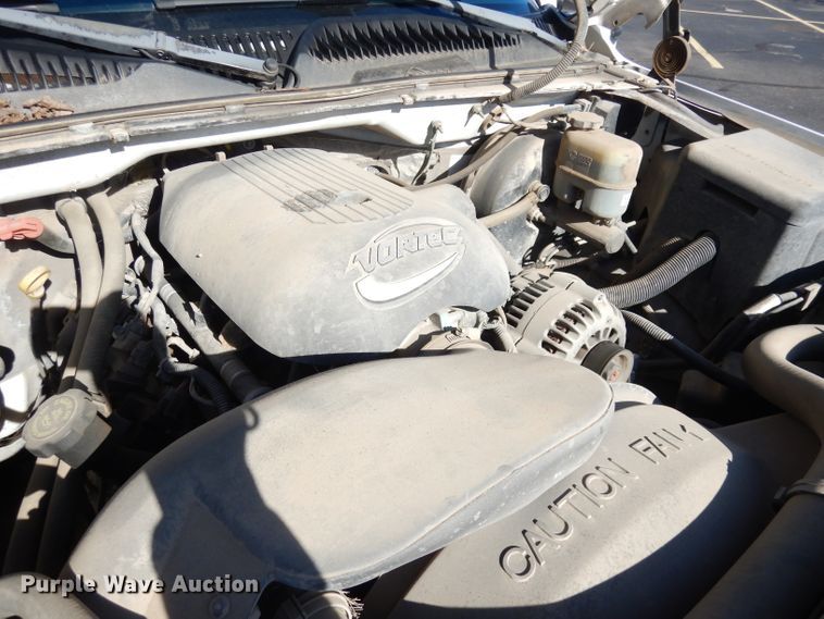 image for item DH8782 2001 Chevrolet Silverado 1500  pickup truck