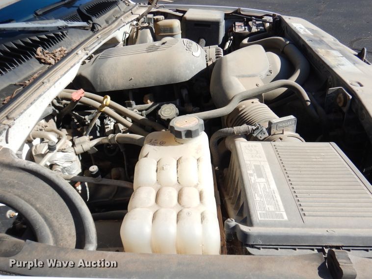 image for item DH8782 2001 Chevrolet Silverado 1500  pickup truck