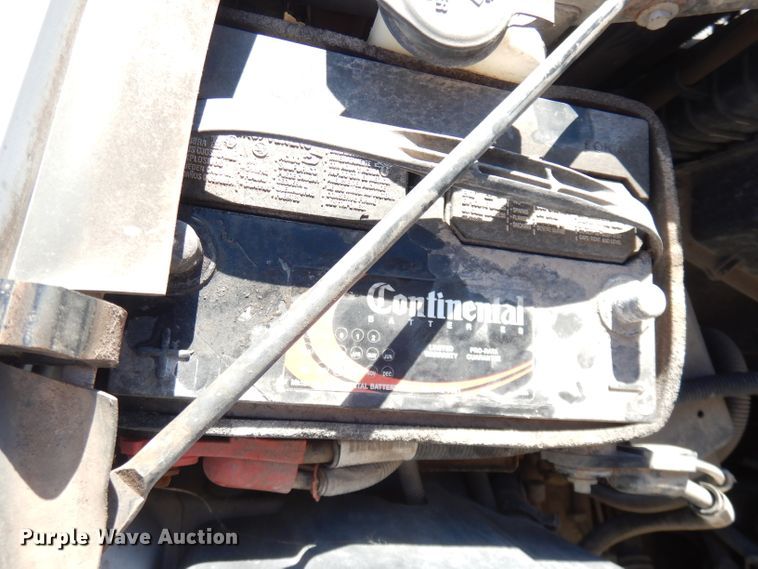 image for item DH8782 2001 Chevrolet Silverado 1500  pickup truck