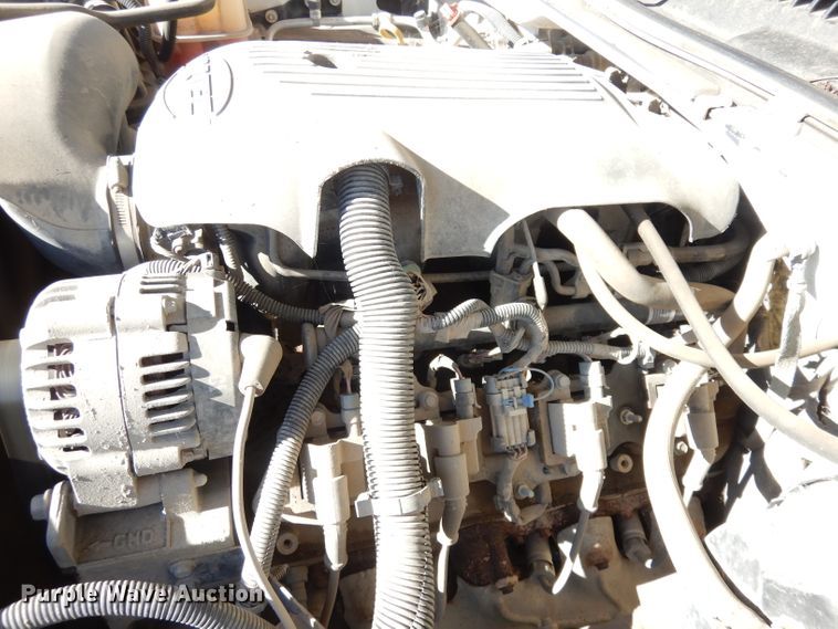 image for item DH8782 2001 Chevrolet Silverado 1500  pickup truck