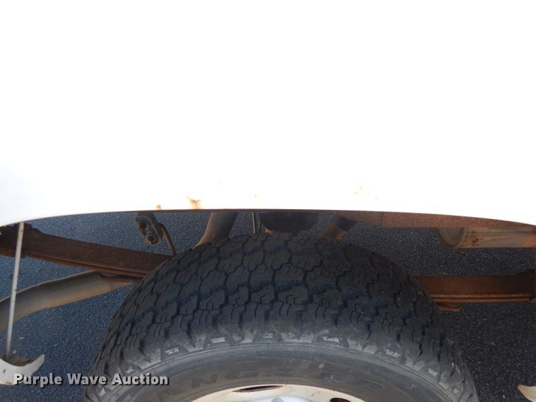 image for item DH8782 2001 Chevrolet Silverado 1500  pickup truck