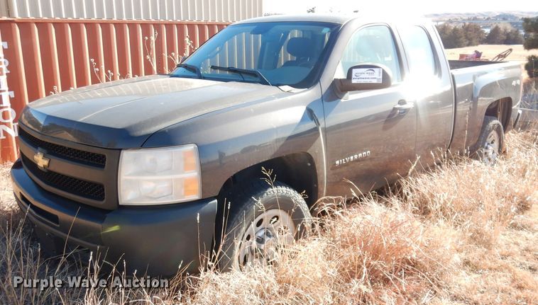 image for item DH8813 2010 Chevrolet Silverado 1500  pickup truck