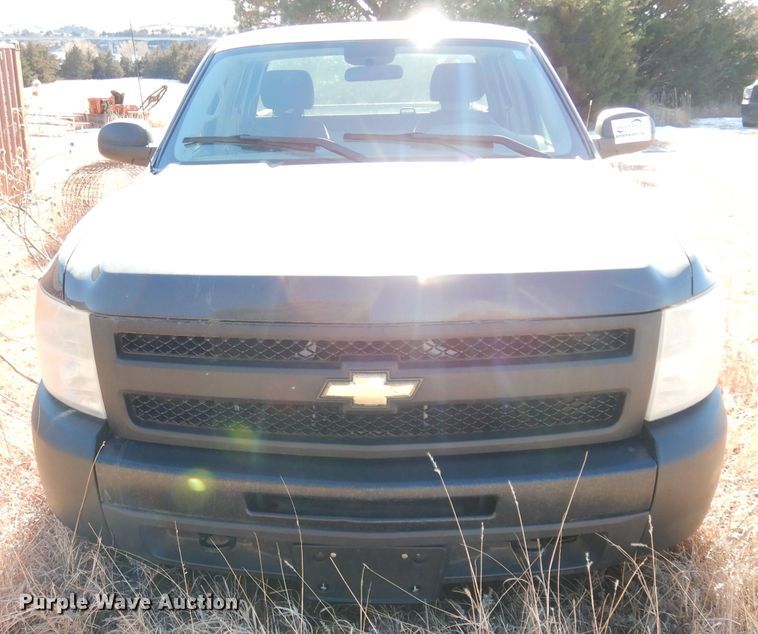 image for item DH8813 2010 Chevrolet Silverado 1500  pickup truck