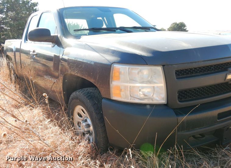 image for item DH8813 2010 Chevrolet Silverado 1500  pickup truck