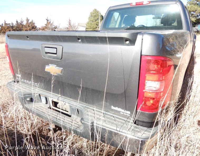 image for item DH8813 2010 Chevrolet Silverado 1500  pickup truck