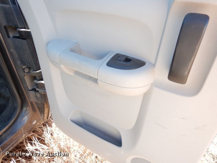 image for item DH8813 2010 Chevrolet Silverado 1500  pickup truck