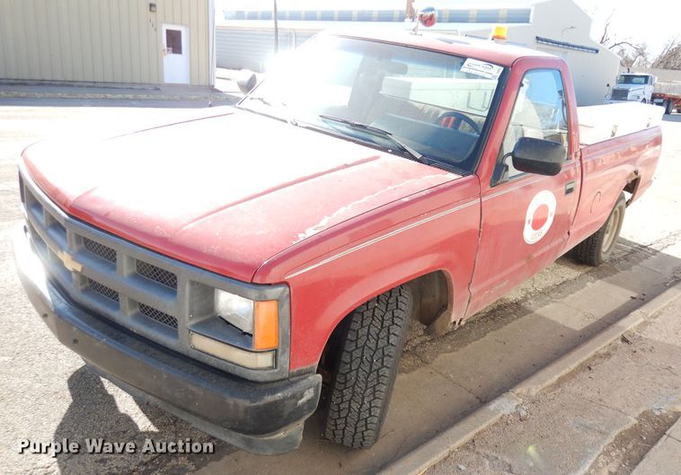 image for item DH8831 1991 Chevrolet Cheyenne 1500  pickup truck