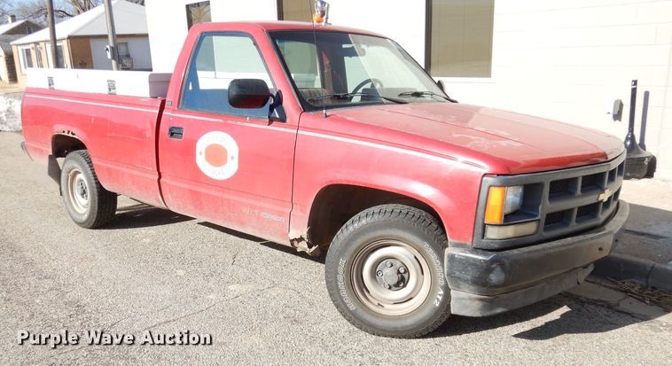 image for item DH8831 1991 Chevrolet Cheyenne 1500  pickup truck