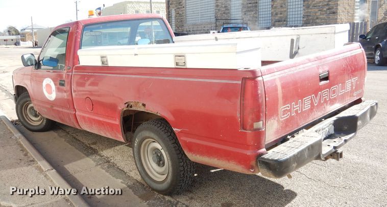 image for item DH8831 1991 Chevrolet Cheyenne 1500  pickup truck