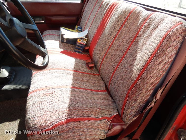 image for item DH8831 1991 Chevrolet Cheyenne 1500  pickup truck