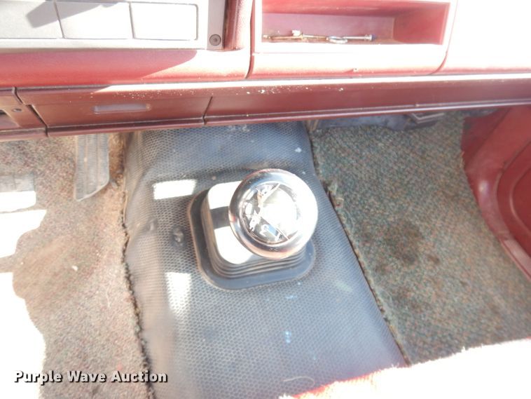 image for item DH8831 1991 Chevrolet Cheyenne 1500  pickup truck