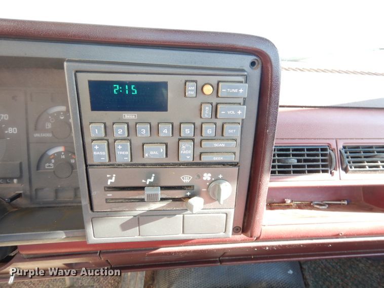 image for item DH8831 1991 Chevrolet Cheyenne 1500  pickup truck