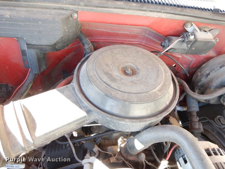 image for item DH8831 1991 Chevrolet Cheyenne 1500  pickup truck