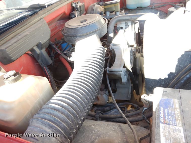 image for item DH8831 1991 Chevrolet Cheyenne 1500  pickup truck