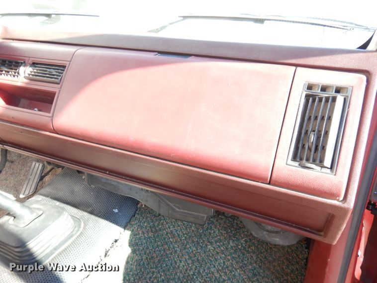 image for item DH8831 1991 Chevrolet Cheyenne 1500  pickup truck