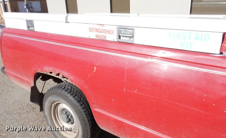 image for item DH8831 1991 Chevrolet Cheyenne 1500  pickup truck